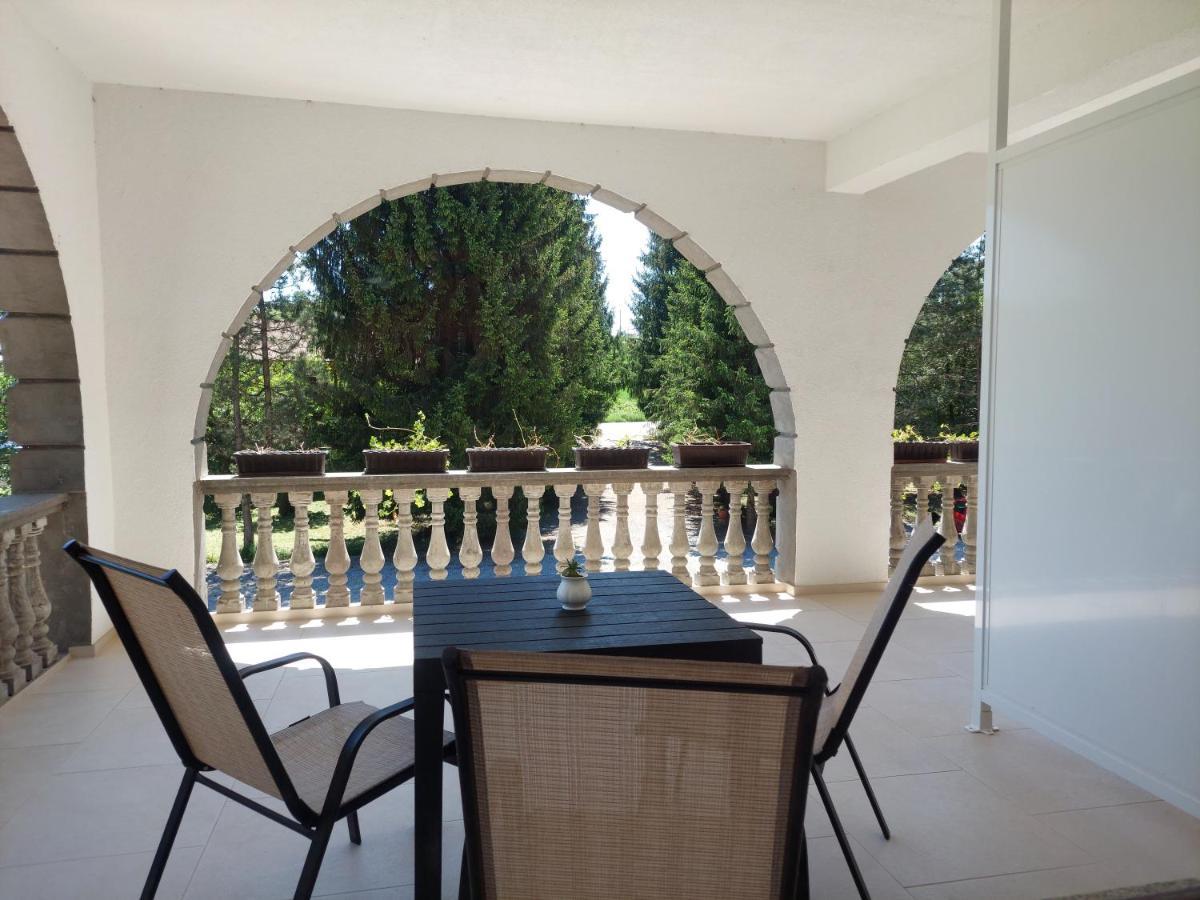 Vacation Home Keskic Velika Gata ภายนอก รูปภาพ