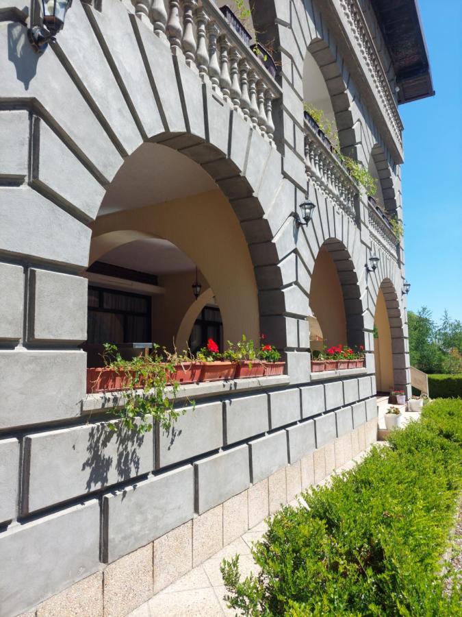 Vacation Home Keskic Velika Gata ภายนอก รูปภาพ