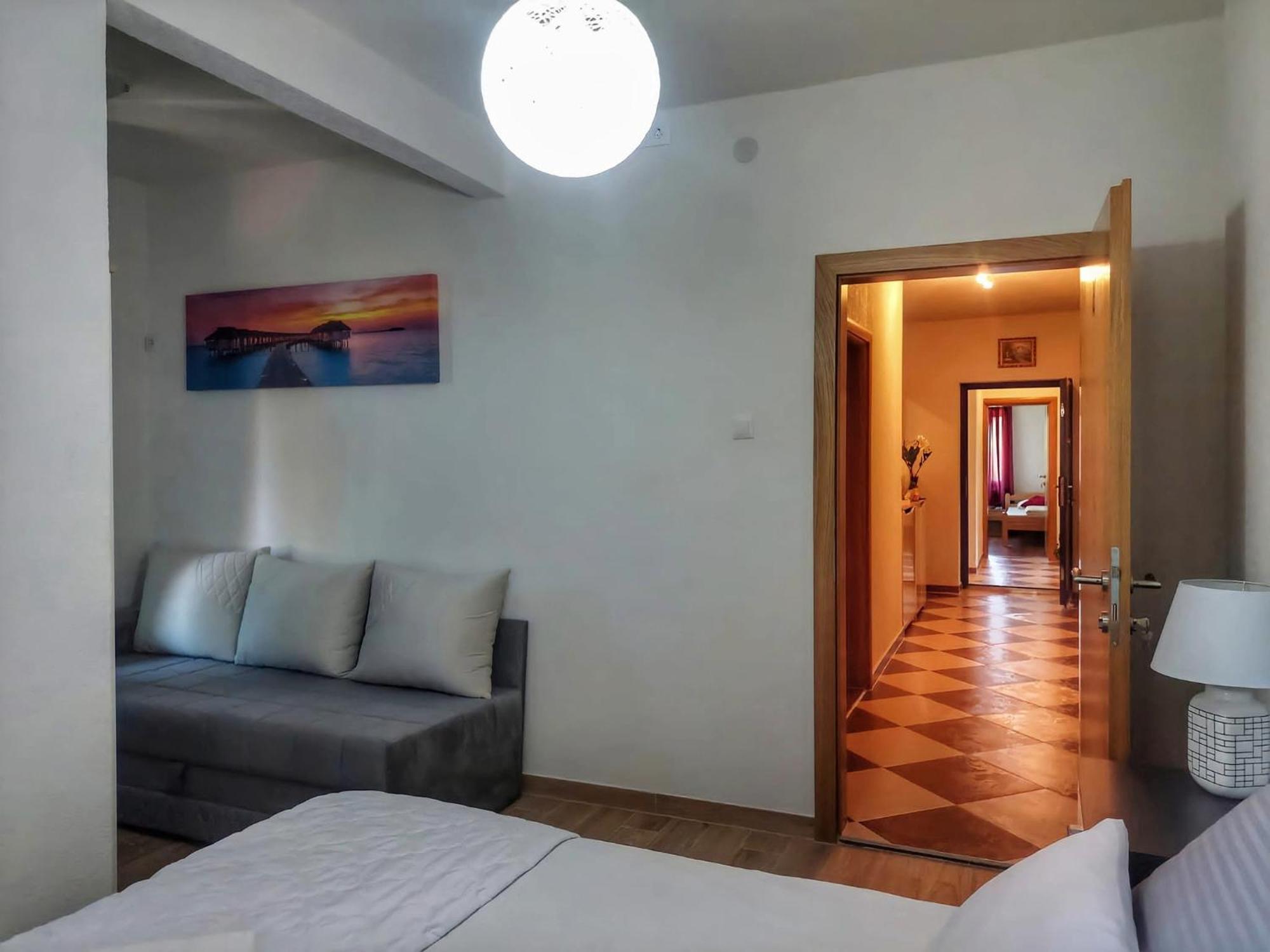 Vacation Home Keskic Velika Gata ภายนอก รูปภาพ