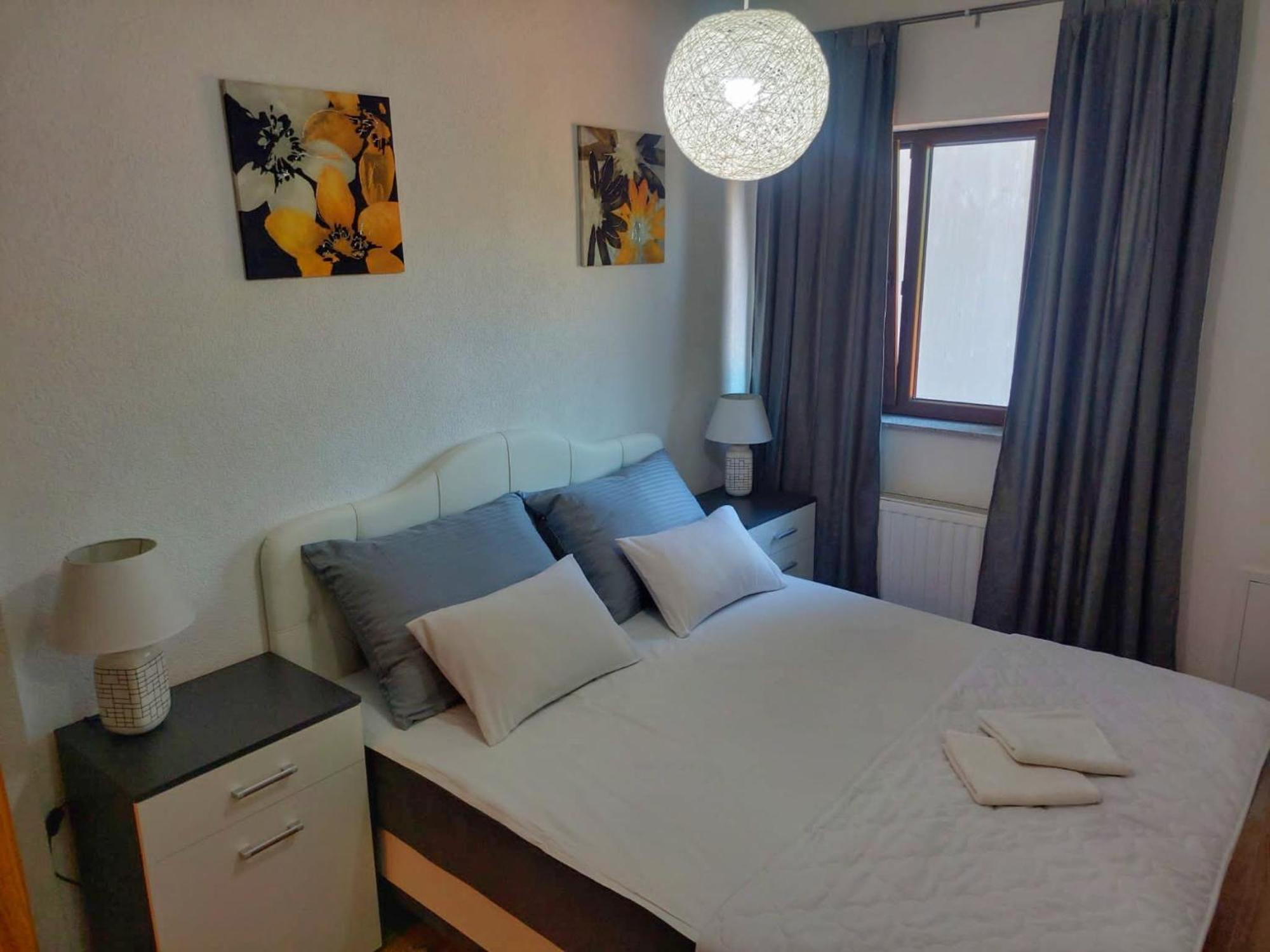 Vacation Home Keskic Velika Gata ภายนอก รูปภาพ