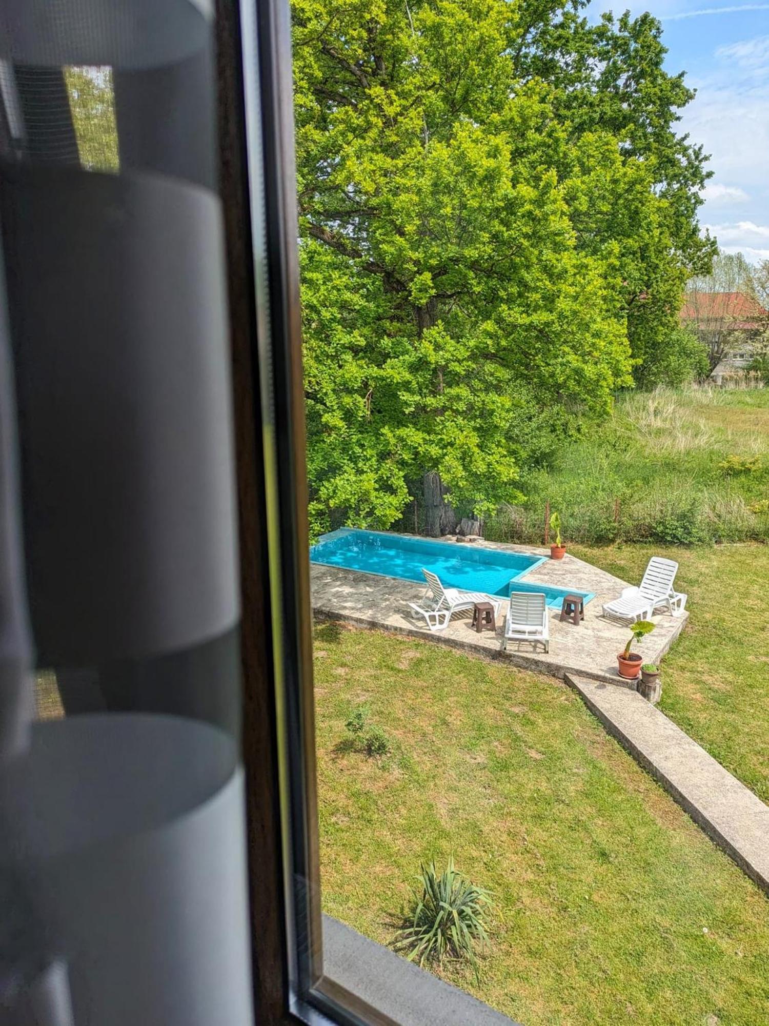 Vacation Home Keskic Velika Gata ภายนอก รูปภาพ