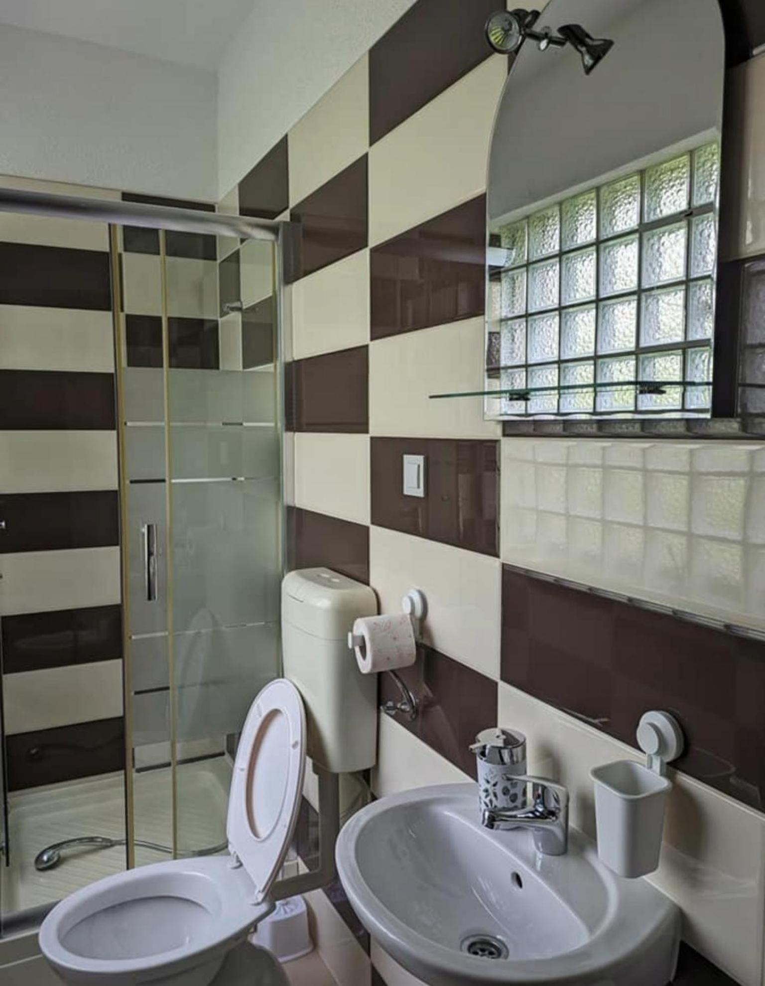 Vacation Home Keskic Velika Gata ภายนอก รูปภาพ