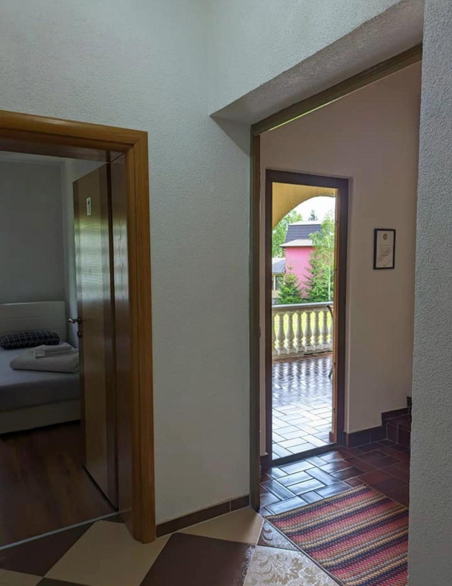 Vacation Home Keskic Velika Gata ภายนอก รูปภาพ