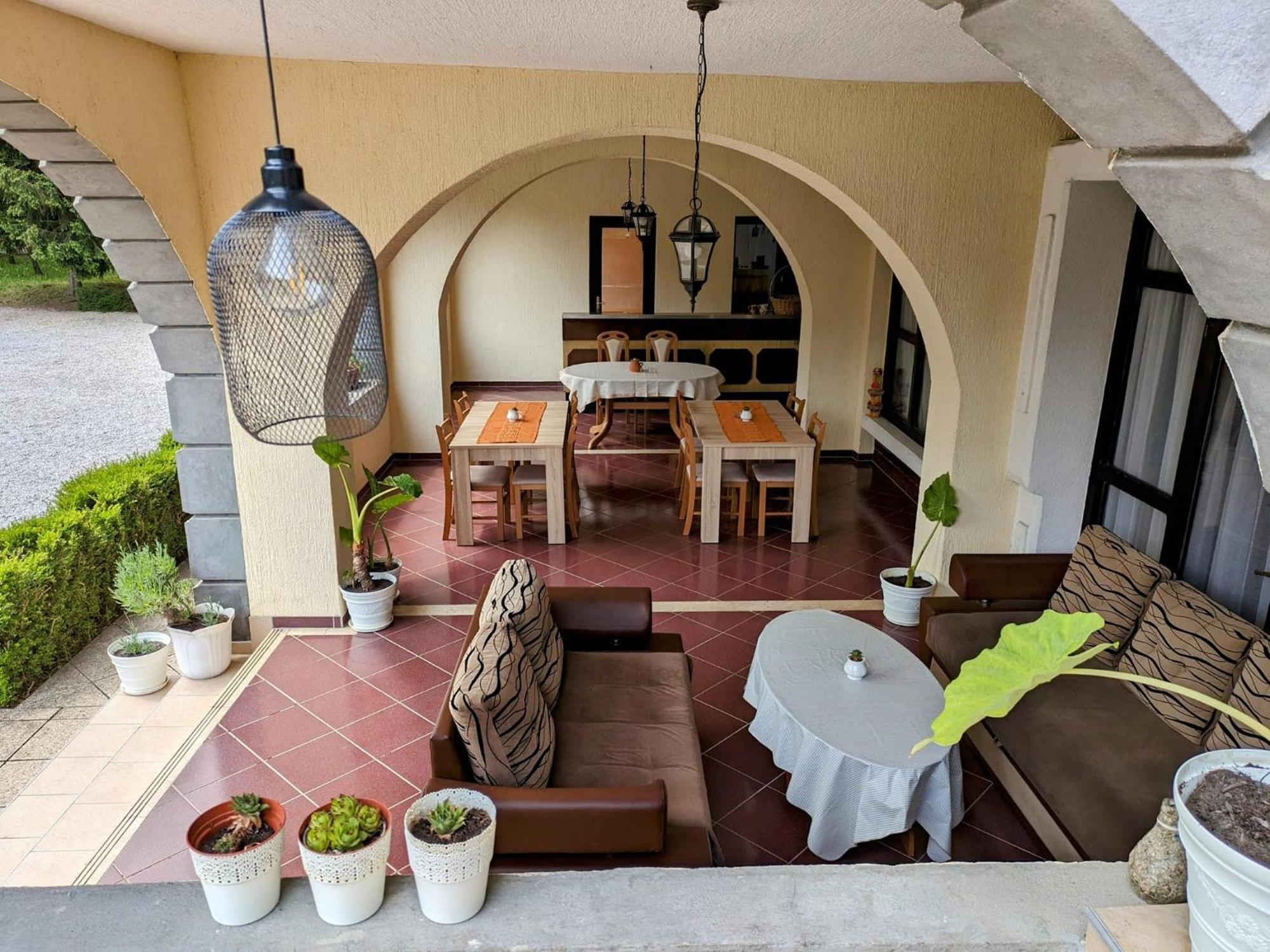 Vacation Home Keskic Velika Gata ภายนอก รูปภาพ